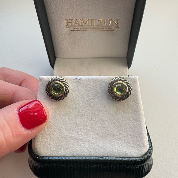 Authentic David Yurman Earrings - Picture 8 of 9